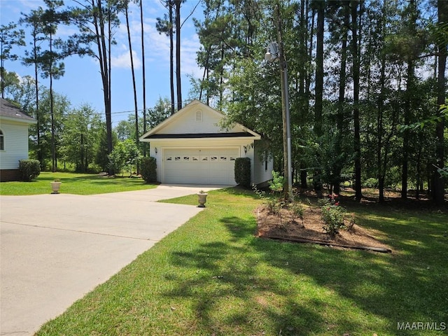 2714 Luverne Hwy, Greenville, AL 36037 - view of front of home featuring concrete driveway and a front lawn