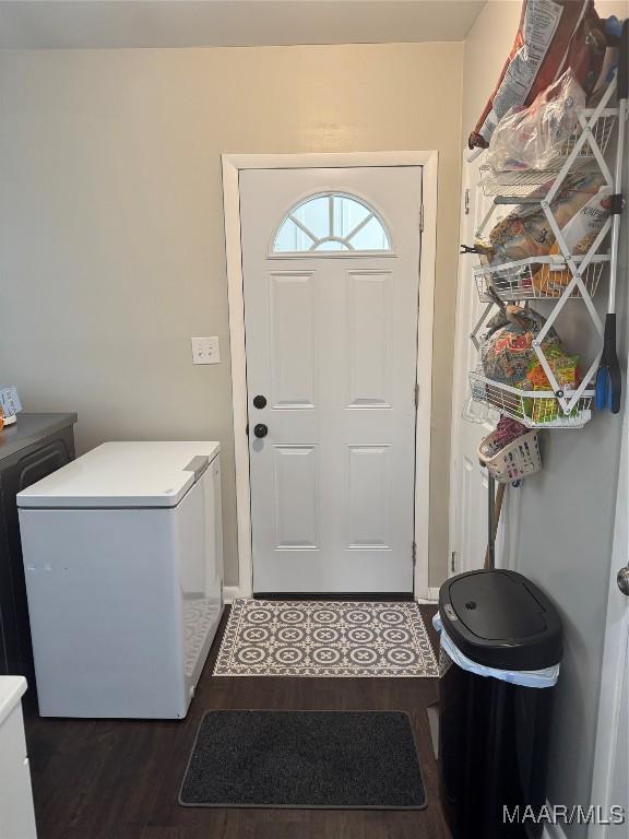 3549 Audubon Rd, Montgomery, AL 36111 - entrance foyer with wood finished floors