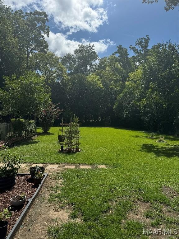 3549 Audubon Rd, Montgomery, AL 36111 - view of grassy yard
