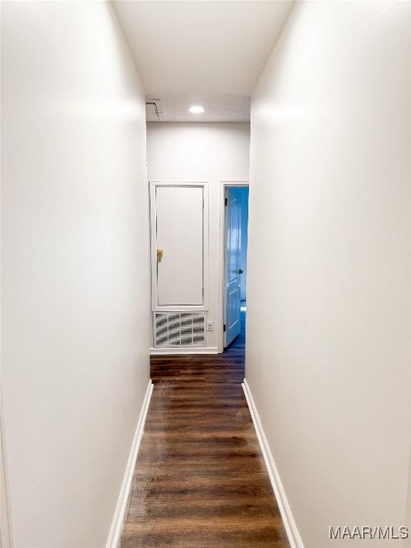 8524 Plantation Ridge Rd, Montgomery, AL 36116 - corridor featuring dark wood-type flooring and recessed lighting
