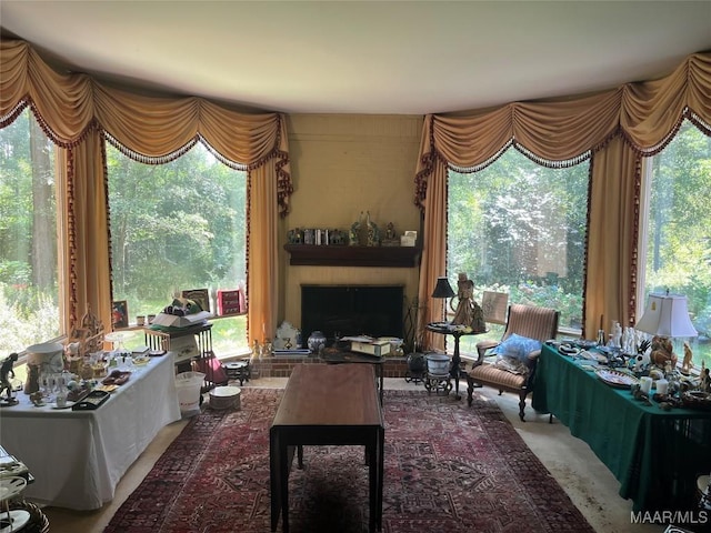 1682 Landline Rd, Selma, AL 36701 - living area with a fireplace with raised hearth