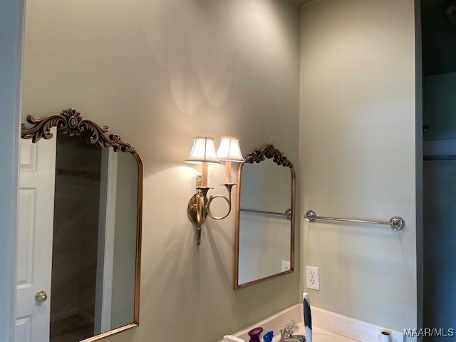 8824 Templeton Ct, Montgomery, AL 36117 - bathroom with vanity