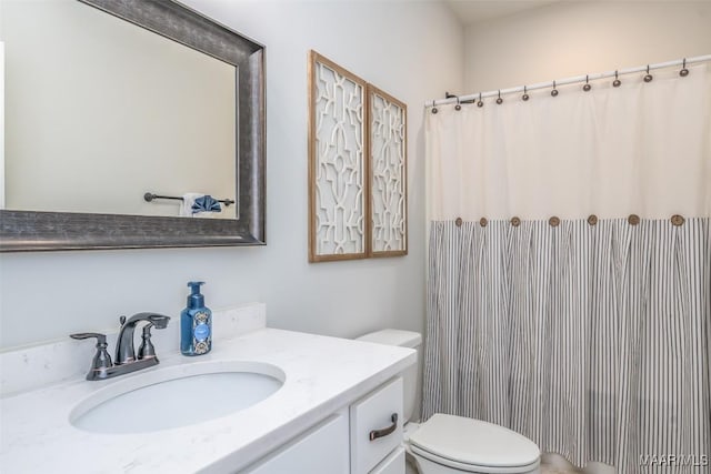 235 Midland Dr, Wetumpka, AL 36093 - bathroom featuring vanity and curtained shower