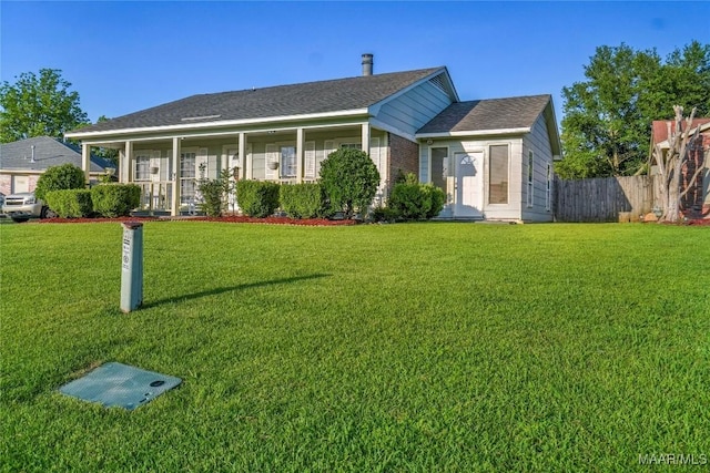 1825 W Astrid Pl, Montgomery, AL 36117 - view of front facade with a porch and a shingled roof