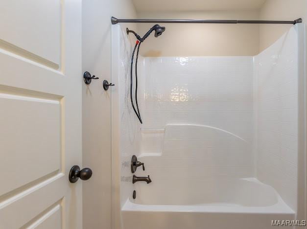 1531 Wingate Park Ct, Montgomery, AL 36117 - bathroom with tub / shower combination