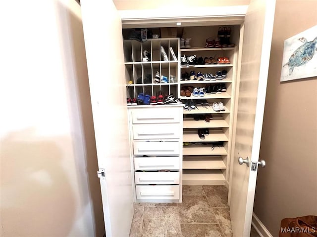 3628 Bankhead Ave, Montgomery, AL 36111 - view of closet