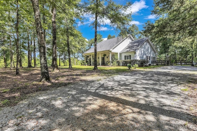 9021 Creek Side Trl, Hope Hull, AL 36043 - view of front of house featuring gravel driveway