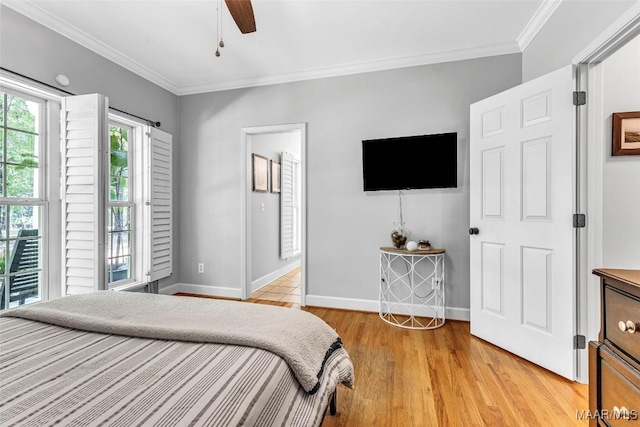 9021 Creek Side Trl, Hope Hull, AL 36043 - bedroom featuring light wood-style flooring, crown molding, and a ceiling fan