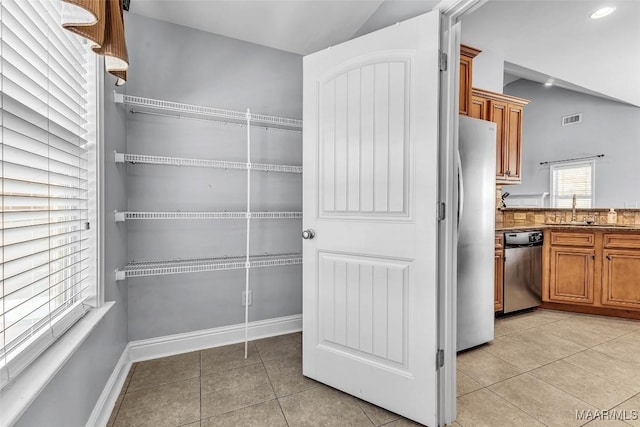 2285 Gathering Way, Prattville, AL 36066 - pantry featuring a sink