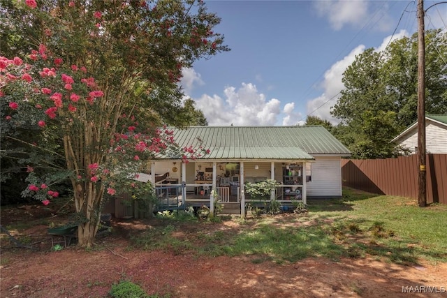 802 Oak Heights Rd, Tallassee, AL 36078 - photo 1