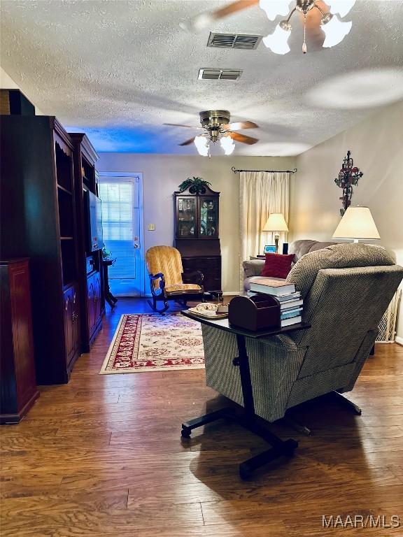 848 Rountree Dr, Valley Grande, AL 36703 - photo 5