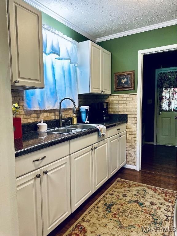 848 Rountree Dr, Valley Grande, AL 36703 - photo 8
