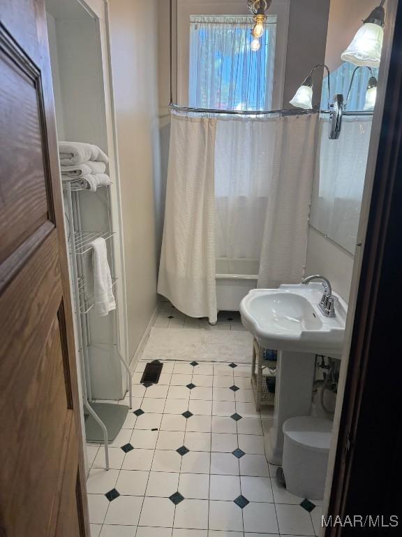 704 Mabry St, Selma, AL 36701 - photo 32