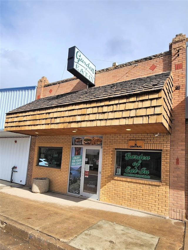 view of building exterior