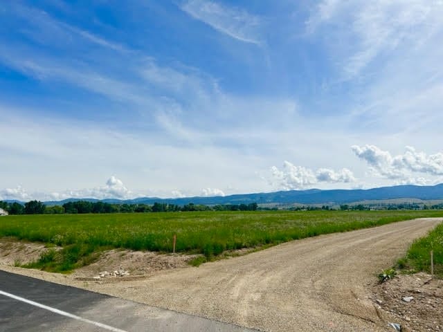 Listing photo 3 for LOT3-PHASE2 Broken Spoke Rd, Stevensville MT 59870