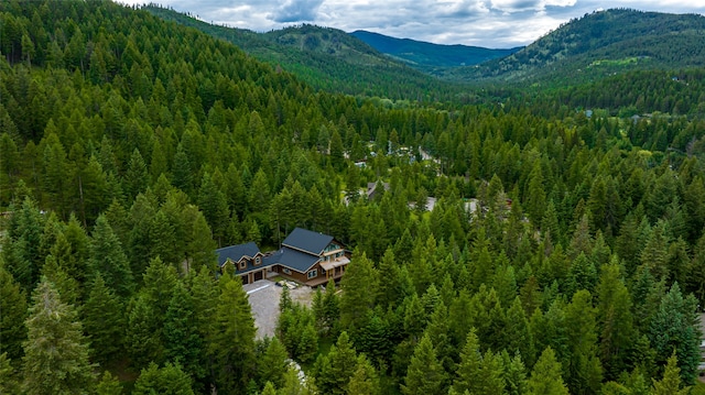 bird's eye view with a mountain view