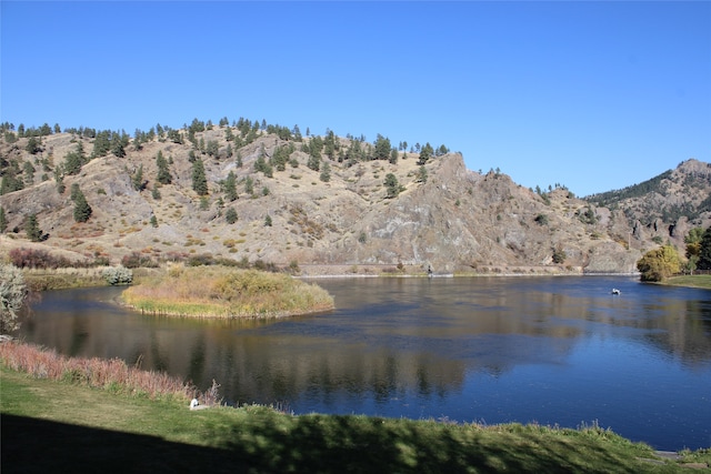 view of water feature featuring a mountain view