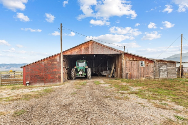 view of shed / structure