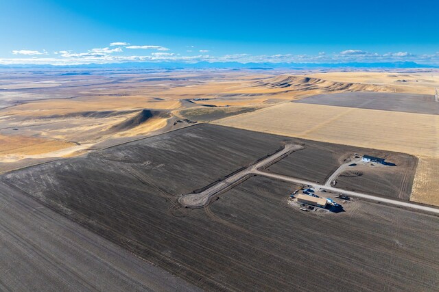 53 Country Squires Ln, Fairfield, MT 59436