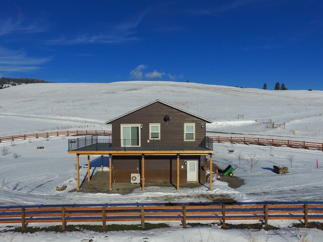 view of front facade featuring a deck