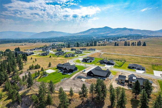 bird's eye view with a mountain view