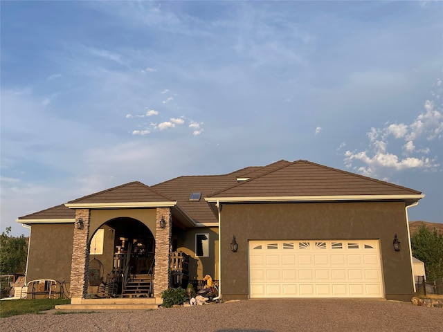 view of front facade featuring a garage