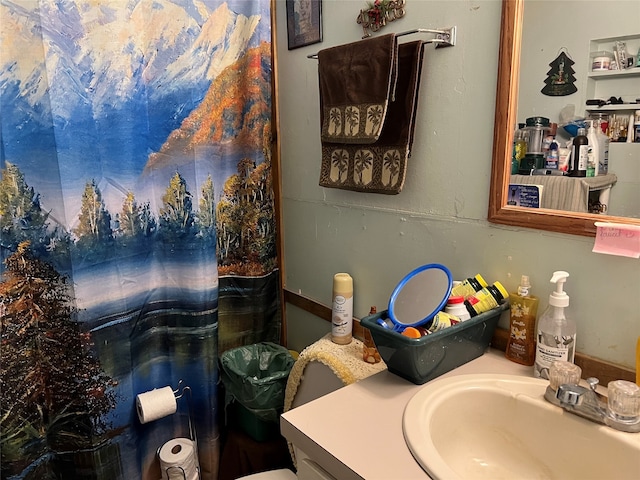 bathroom with vanity