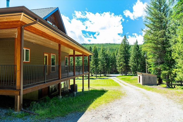 view of home's exterior