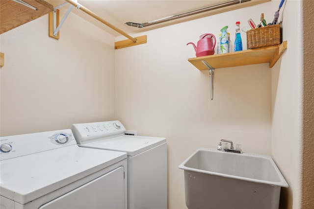 707 W Desta St, Hamilton, MT 59840 - laundry room with washing machine and dryer and sink