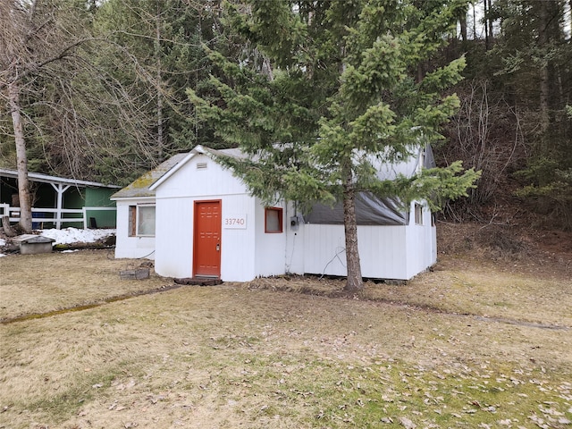 view of outdoor structure