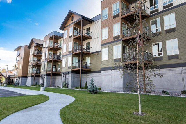 100 Woodlands Way Unit P-204, Kalispell, MT 59901 - view of building exterior