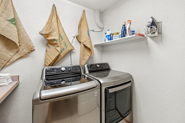 17431 Fishing Rock Ln, Bigfork, MT 59911 - laundry area featuring washer and clothes dryer