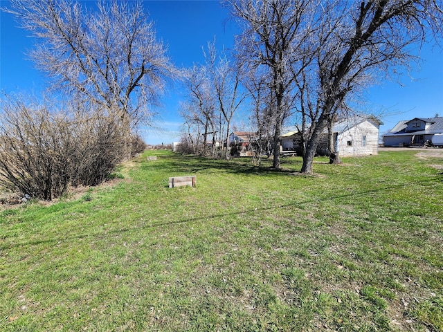 116 3rd Ave NE, Dutton, MT 59433 - view of green lawn