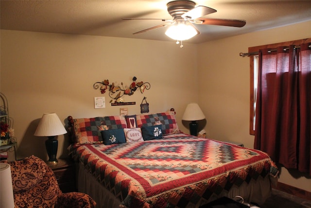 bedroom featuring ceiling fan