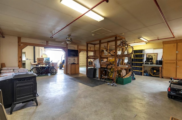 garage with ceiling fan