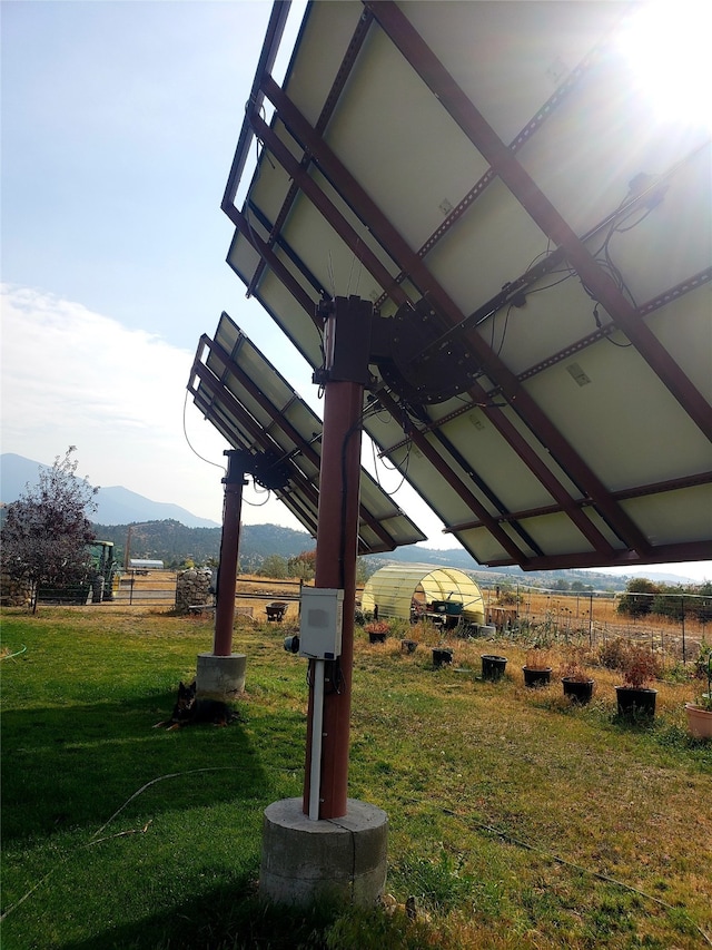 exterior details with a mountain view