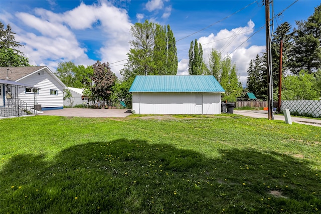 view of yard with a patio