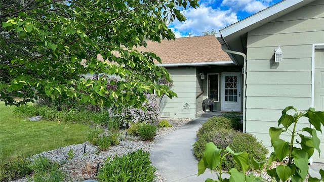 view of home's exterior featuring a lawn