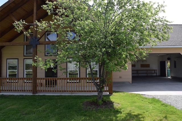 view of front facade featuring a porch