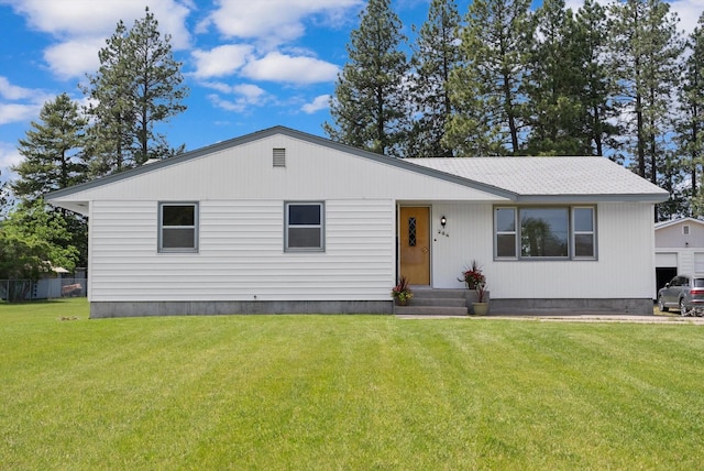 view of front of property with a front yard