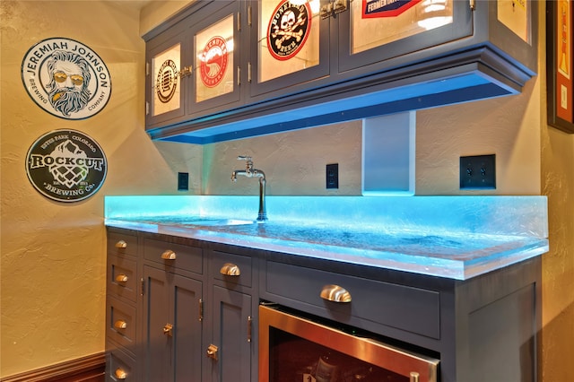 bar featuring sink