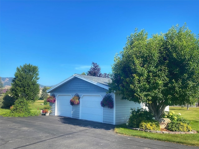 33953 Fox Rd, Polson, MT 59860 - view of detached garage