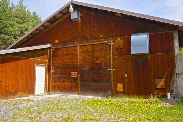 exterior space with an outdoor structure