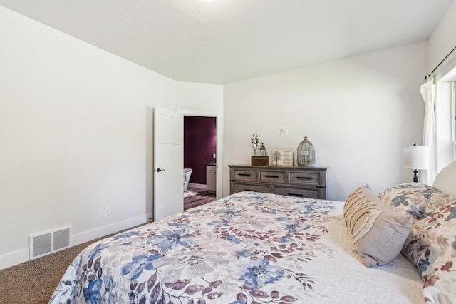 bedroom featuring carpet flooring