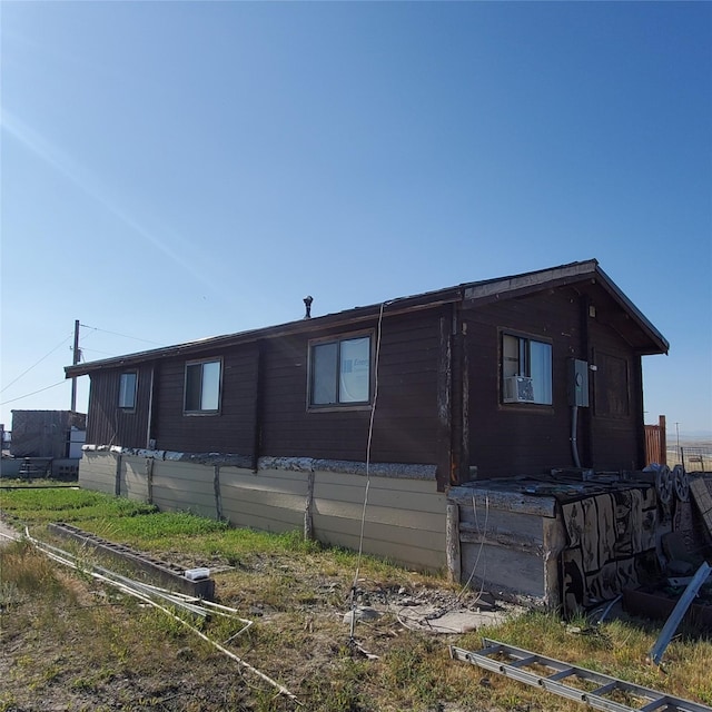 view of home's exterior