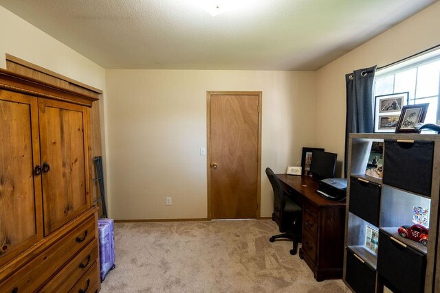 700 Stone St, Kalispell, MT 59901 - office with light colored carpet