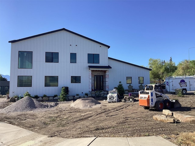229 Shawnee Ln, Polson, MT 59860 - modern farmhouse style home featuring board and batten siding