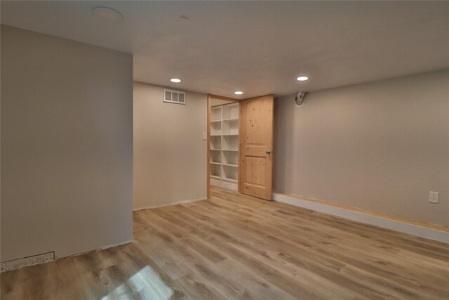 empty room featuring light hardwood / wood-style flooring