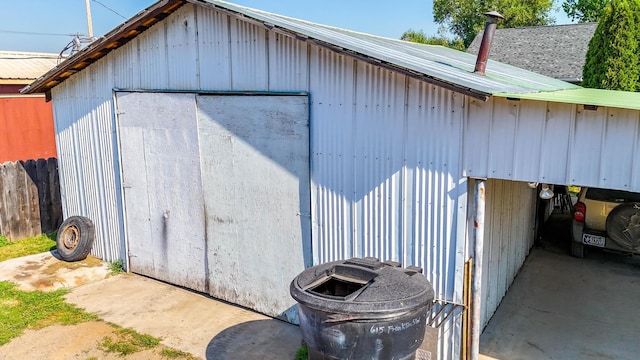 view of outbuilding