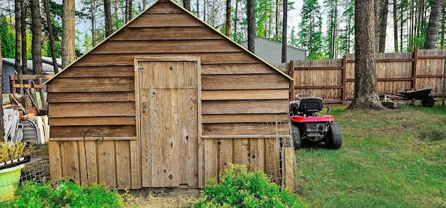 view of outdoor structure